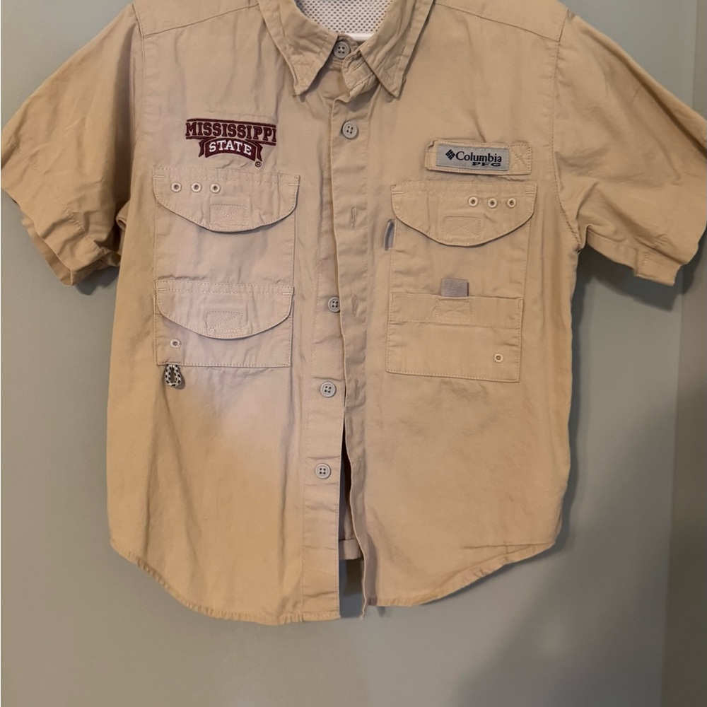 Columbia Tan Button Down Outdoor Shirt